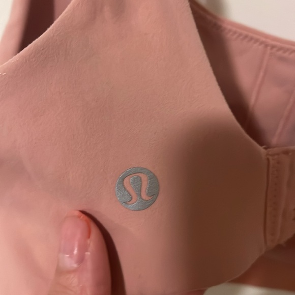 Size 6 C/D cup size - Picture 3 of 4